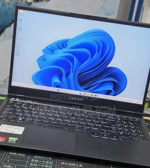 New Laptop Lenovo Legion 5 16GB AMD Ryzen 7 SSD 512GB