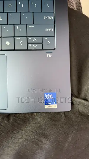 New Laptop HP OmniBook Ultra Flip 14" 16GB Intel Core Ultra 5 SSD 512GB