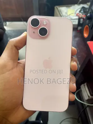 Apple iPhone 15 128 GB Pink