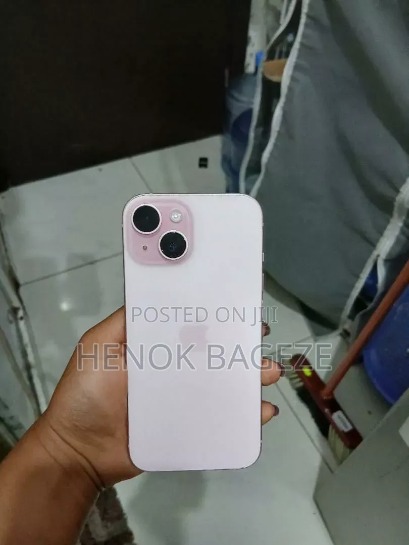 Apple iPhone 15 128 GB Pink