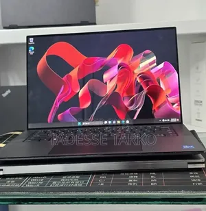 New Laptop Dell Precision 5560 16GB Intel Core i7 SSD 512GB
