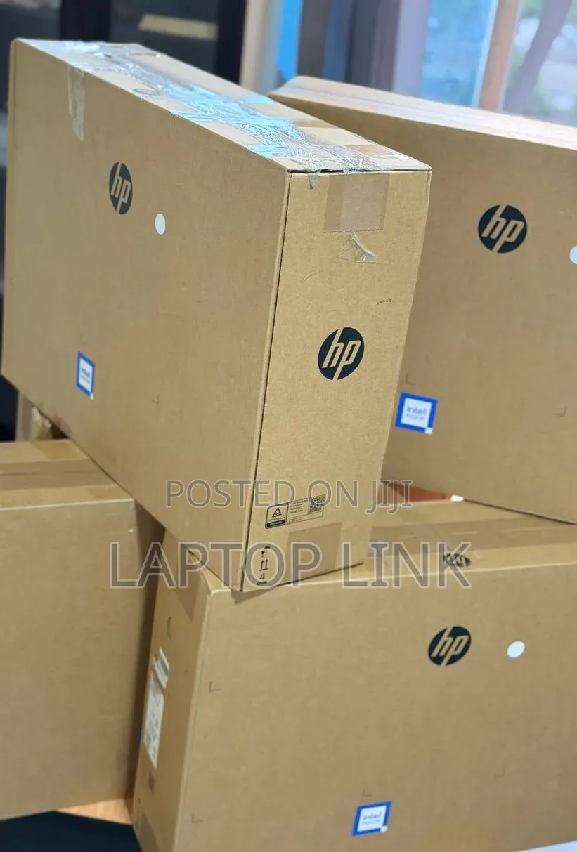 New HP 200 G4 22 All-in-One 8GB Intel Core i5 SSD 512GB