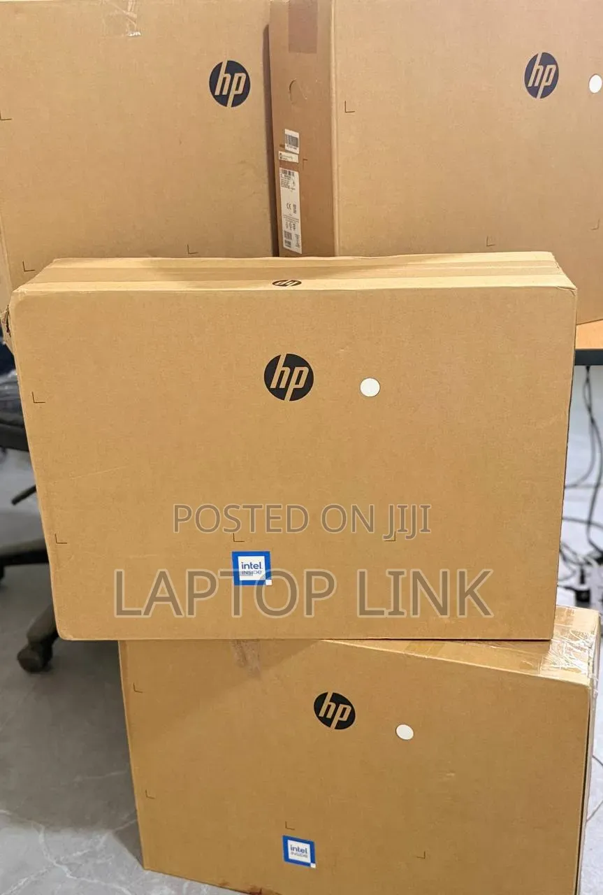 New HP 200 G4 22 All-in-One 8GB Intel Core i5 SSD 512GB