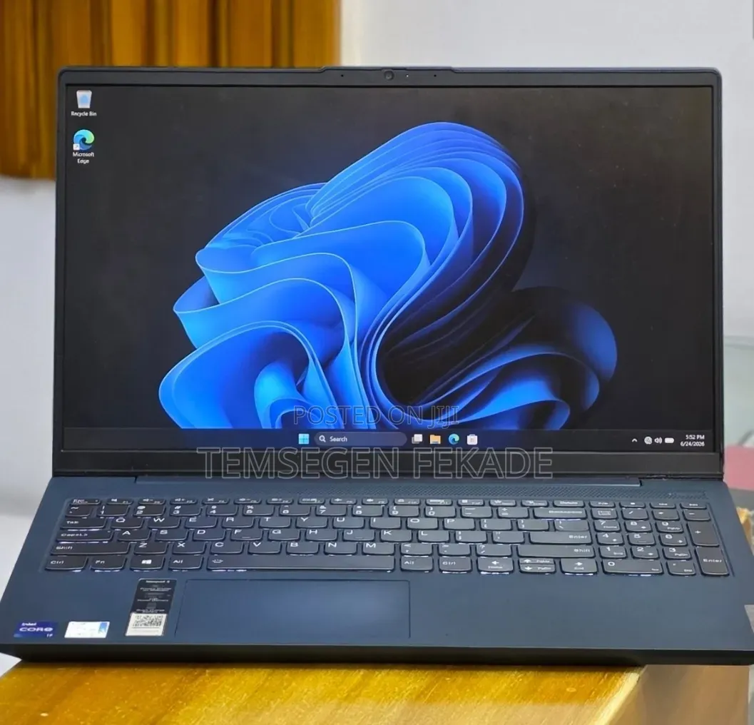 New Laptop Lenovo IdeaPad 520 12GB Intel Core i7 SSD 512GB