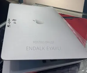 New Laptop Apple MacBook Pro 2020 M1 16GB Apple M1 SSD 1T