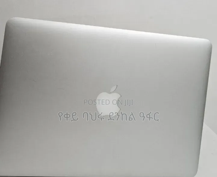 New Laptop Apple MacBook Pro 2015 8GB Intel Core i5 SSD 128GB