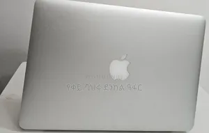 New Laptop Apple MacBook Pro 2015 8GB Intel Core i5 SSD 128GB