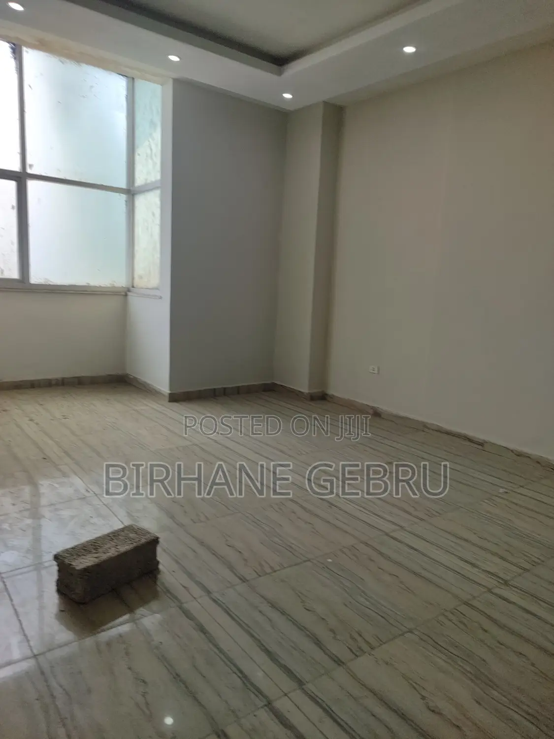 Space Rent for Office
