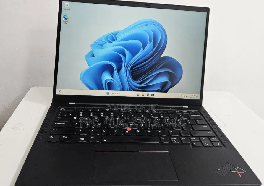 New Laptop Lenovo ThinkPad X1 Yoga 16GB Intel Core i5 SSD 512GB