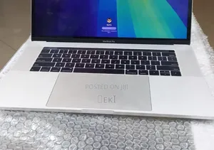 New Laptop Apple MacBook Pro 2018 16GB Intel Core i7 SSD 512GB