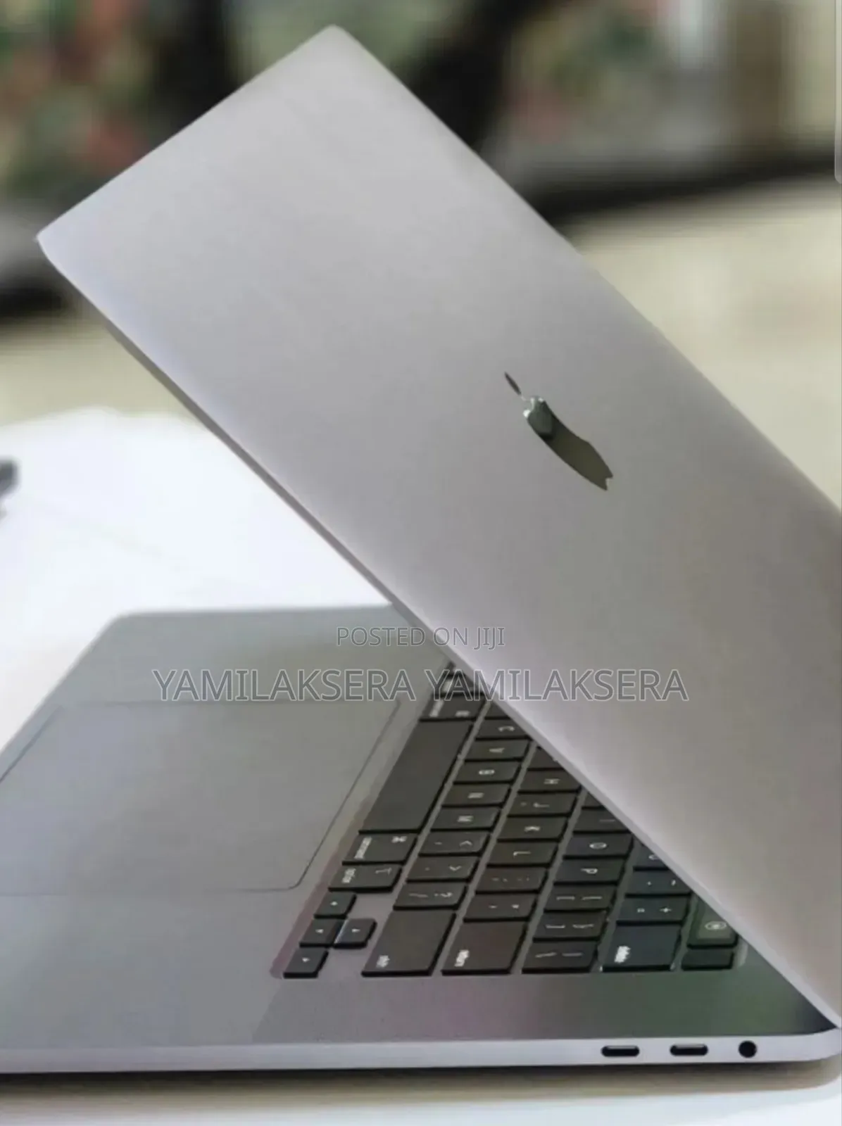 New Laptop Apple MacBook Pro 2019 32GB Intel Core i9 SSD 1T