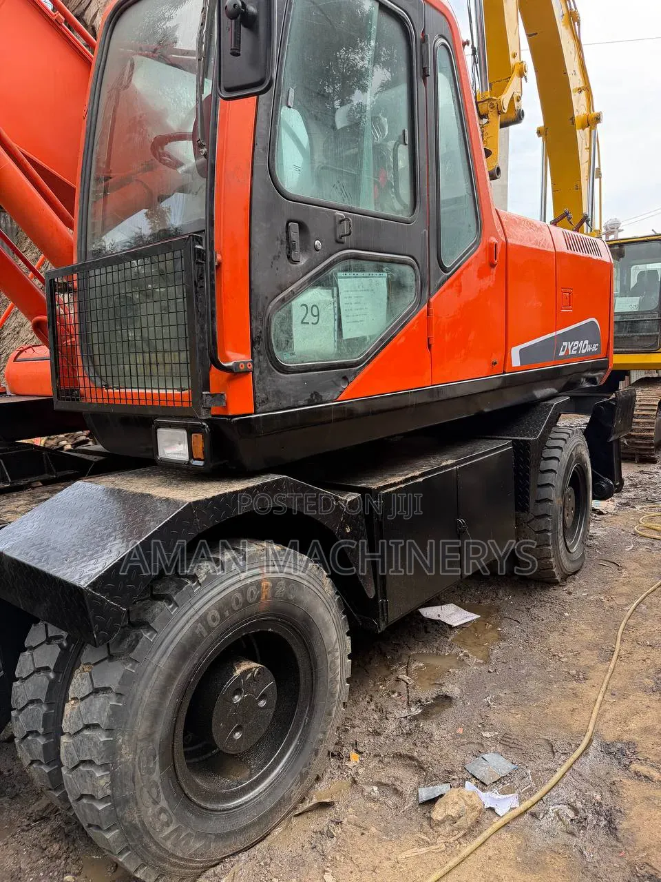 Foreign Used DOOSAN DX210W Wheel Excavator