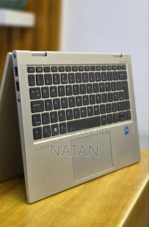 New Laptop HP EliteBook 830 G8 16GB Intel Core i5 SSD 512GB