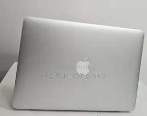 New Laptop Apple MacBook Pro 2015 8GB Intel Core i7 SSD 256GB