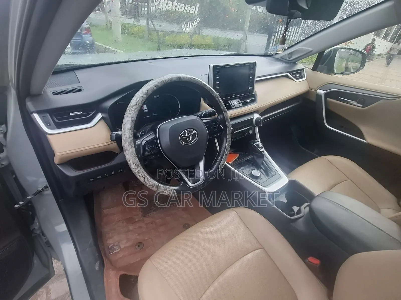 Toyota RAV4 2021 Gray