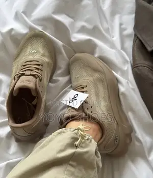 Alo Yoga Runner "Gravel Beige" Fashion Sneakers