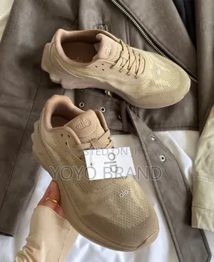 Alo Yoga Runner "Gravel Beige" Fashion Sneakers