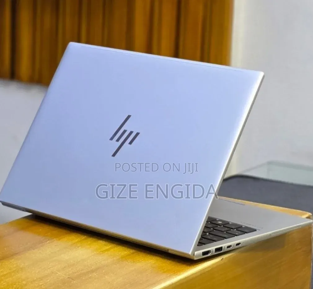 New Laptop HP Elitebook 830 G11 16GB Intel Core Ultra 7 SSD 512GB