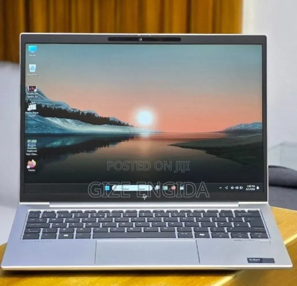 New Laptop HP Elitebook 830 G11 16GB Intel Core Ultra 7 SSD 512GB