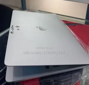 New Laptop Apple MacBook Pro 2020 M1 16GB Apple M1 SSD 1T