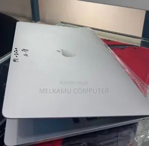 New Laptop Apple MacBook Pro 2020 M1 16GB Apple M1 SSD 1T