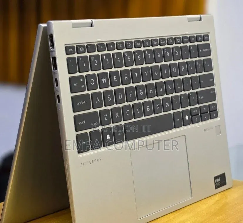 New Laptop HP Elitebook 830 G11 16GB Intel Core Ultra 7 SSD 512GB