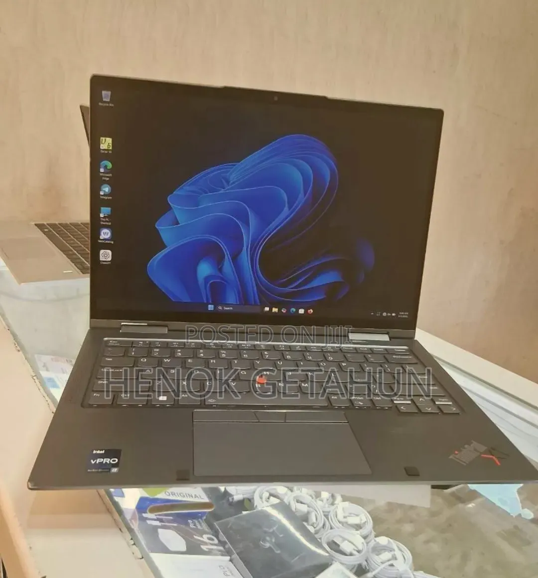 New Laptop Lenovo ThinkPad Yoga 32GB Intel Core i7 SSD 512GB