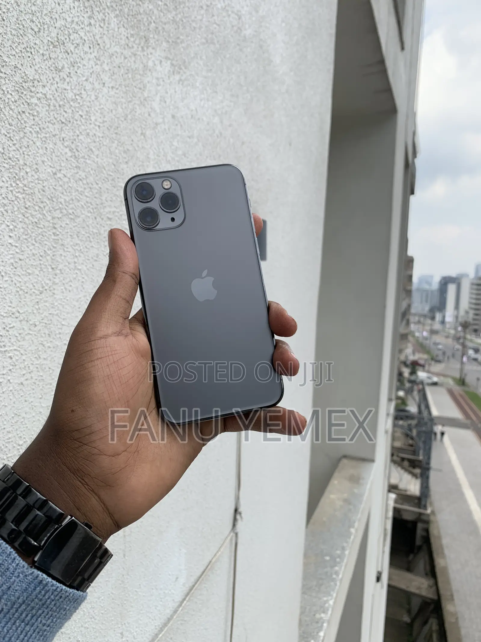 New Apple iPhone 11 Pro 256 GB Green