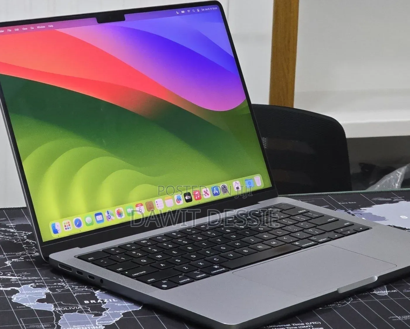 New Laptop Apple MacBook Pro 2023 M3 8GB Apple M3 SSD 512GB