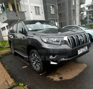 Toyota Land Cruiser Prado 2022 Teal