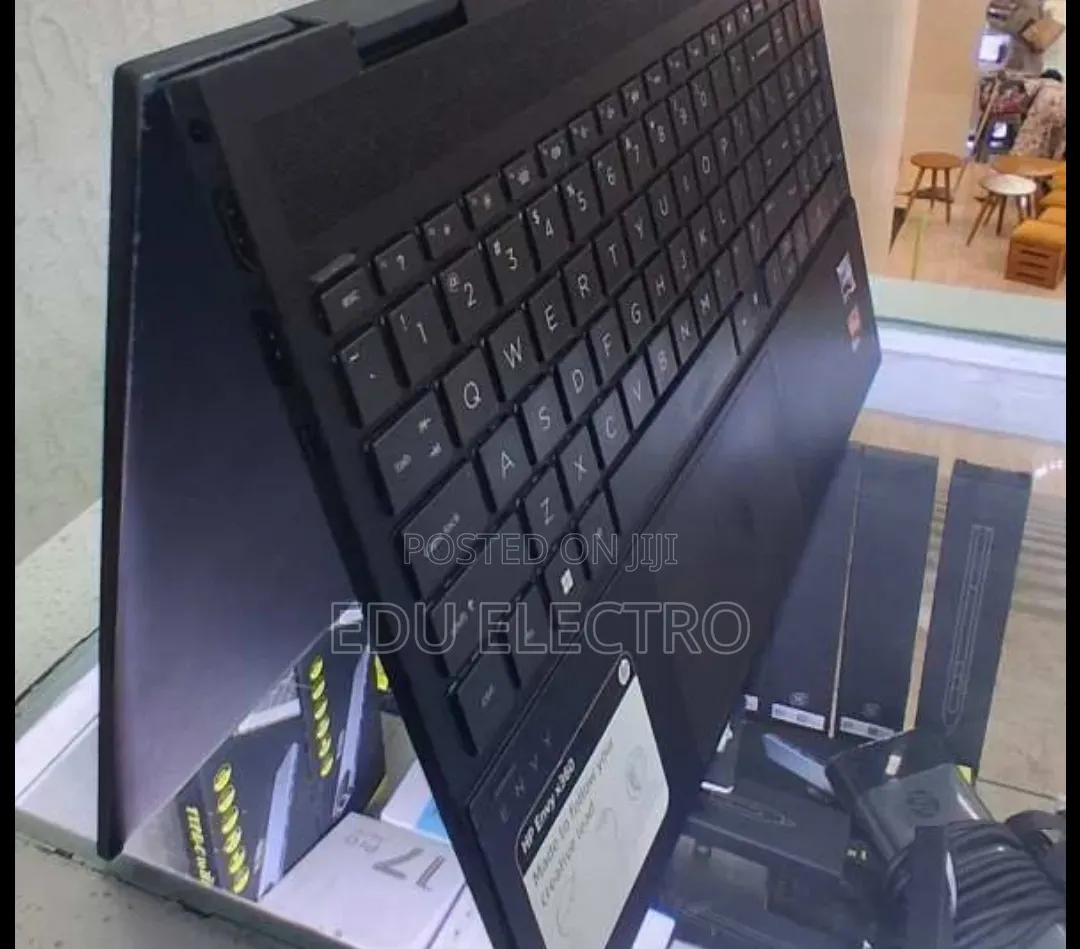 New Laptop HP Envy x360 12GB AMD Ryzen 7 SSD 512GB