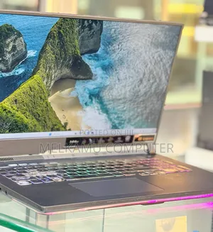 New Laptop Asus ROG Strix G17 16GB AMD Ryzen 7 SSD 512GB