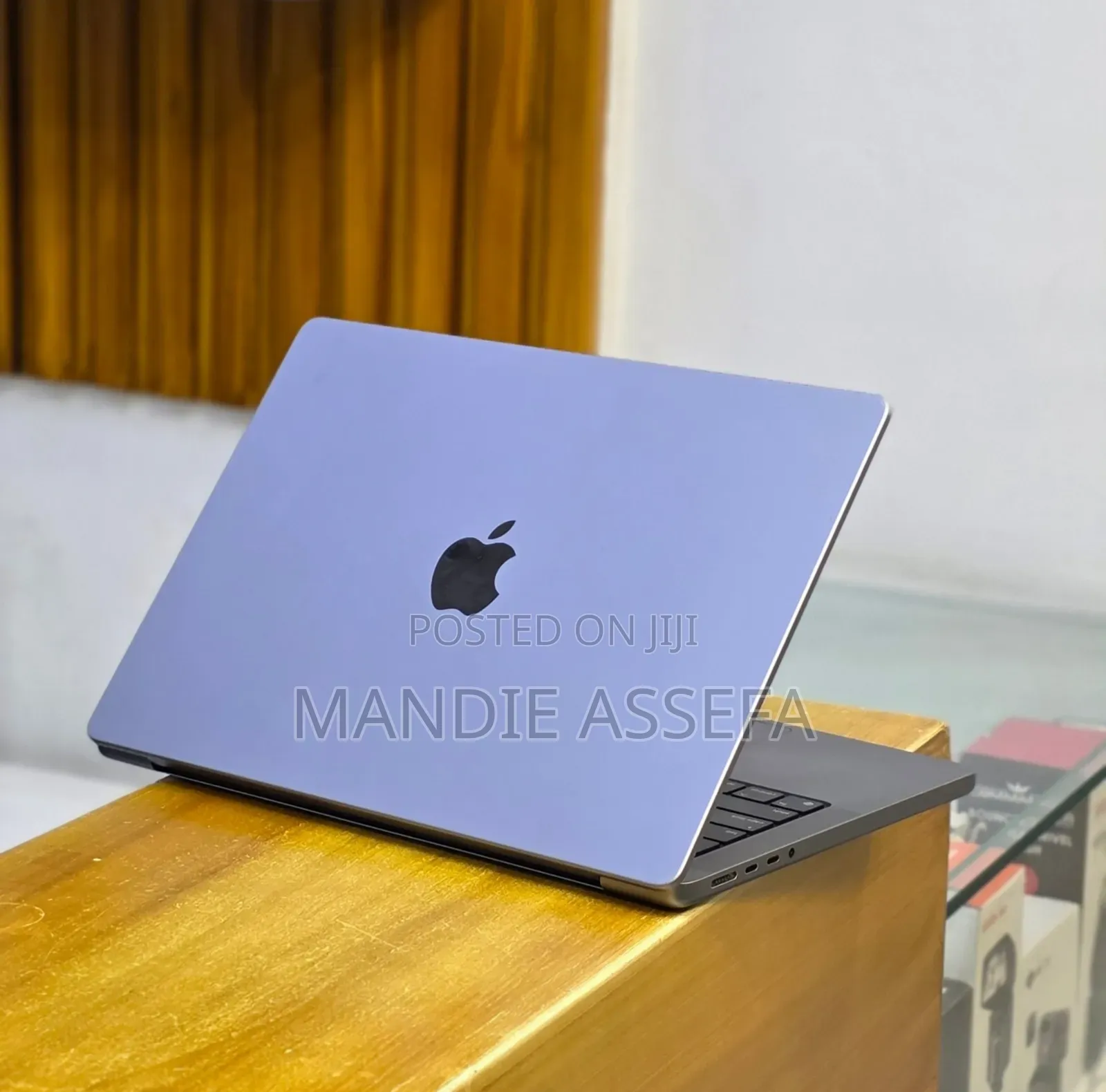New Laptop Apple MacBook Pro 2021 M1 32GB Apple M1 Pro SSD 512GB