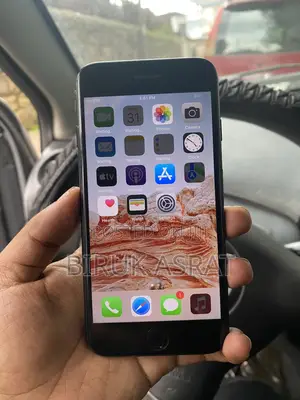 Apple iPhone 7 32 GB Black