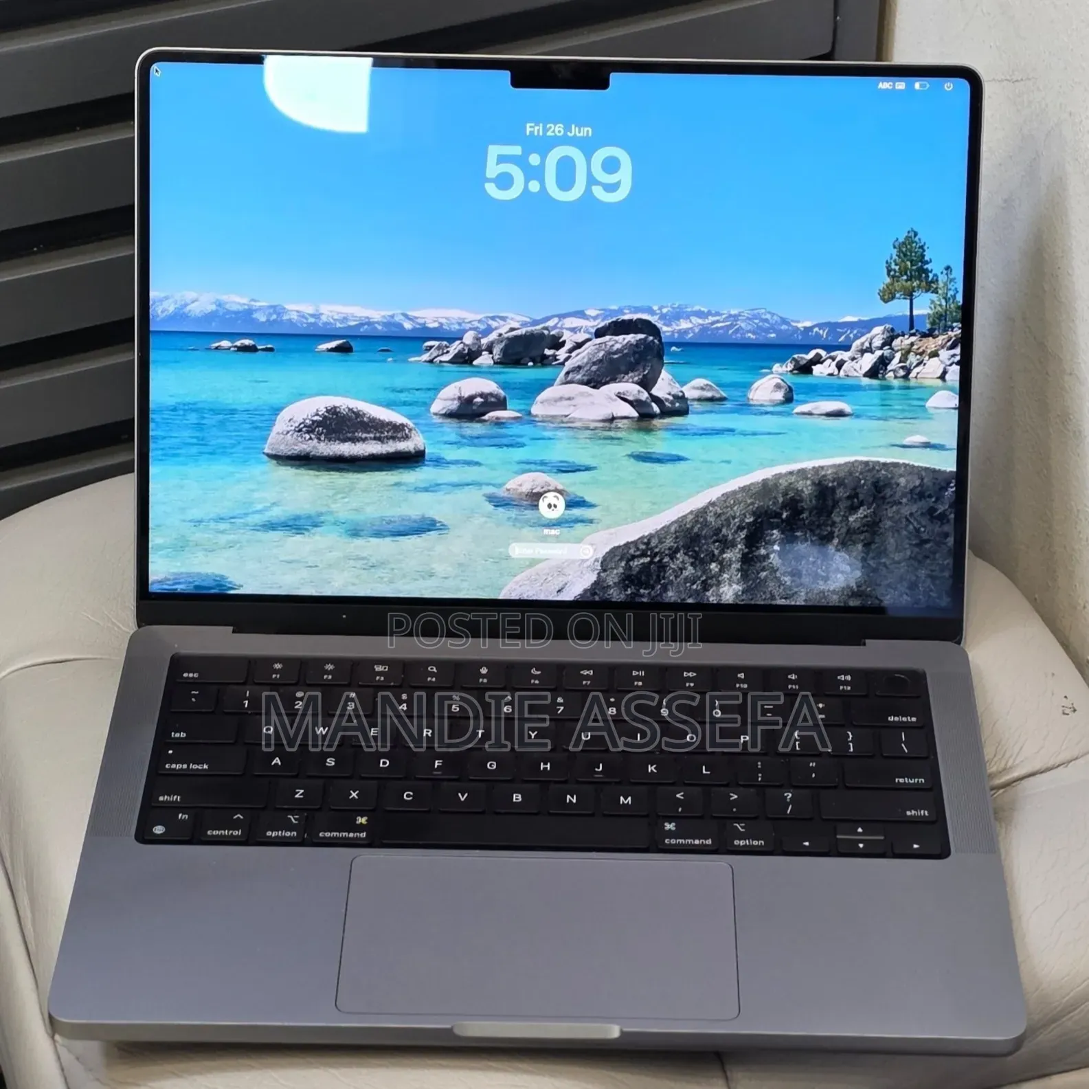 New Laptop Apple MacBook Pro 2021 M1 32GB Apple M1 Pro SSD 512GB