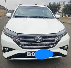 Toyota Rush 2023 White