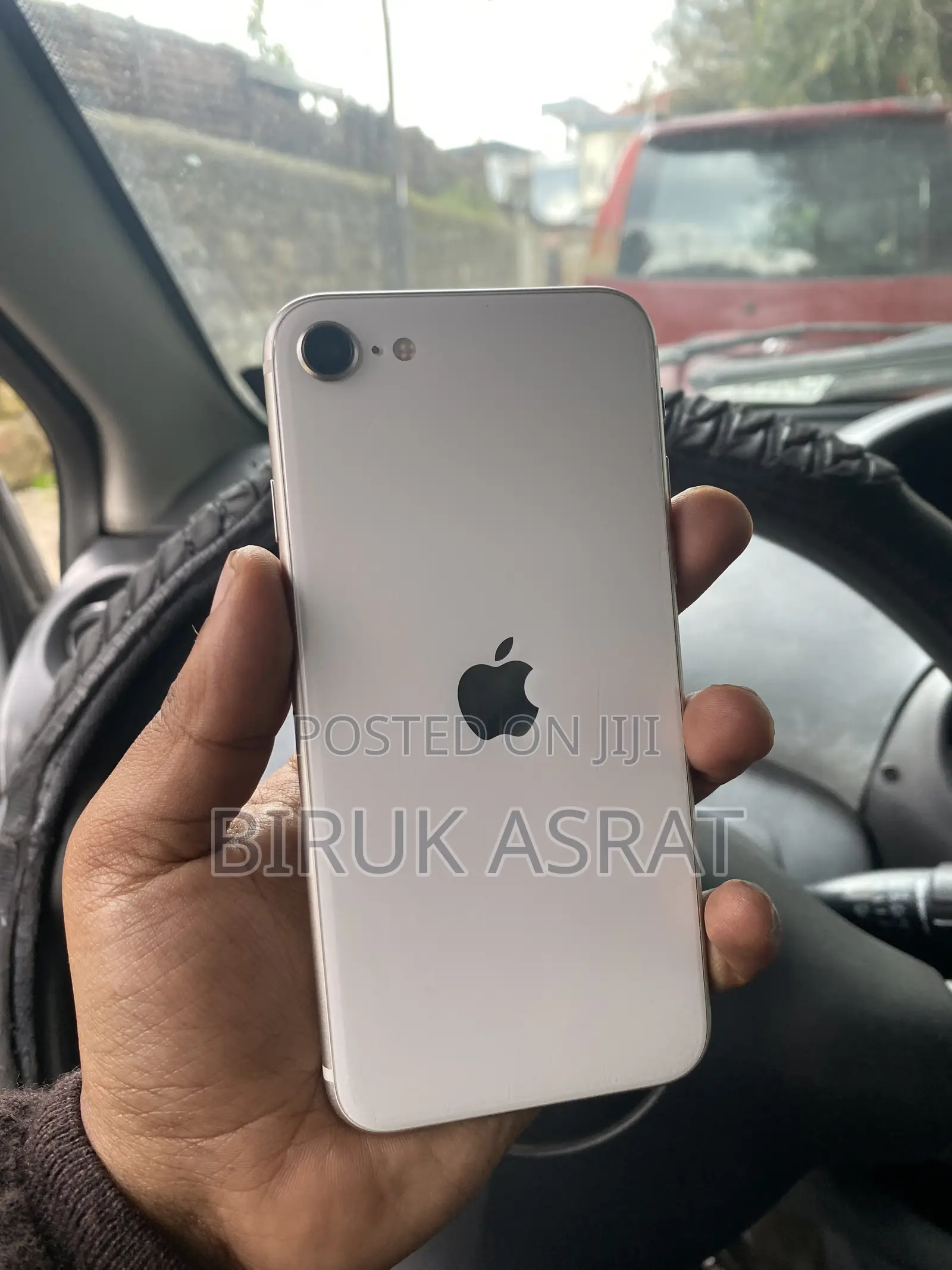 Apple iPhone SE (2022) 64 GB White
