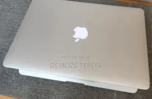 New Laptop Apple MacBook Air 2017 8GB Intel Core i5 SSD 256GB