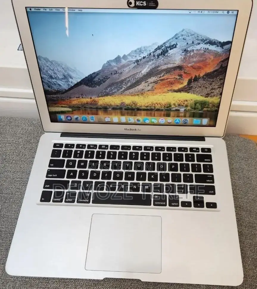 New Laptop Apple MacBook Air 2017 8GB Intel Core i5 SSD 256GB