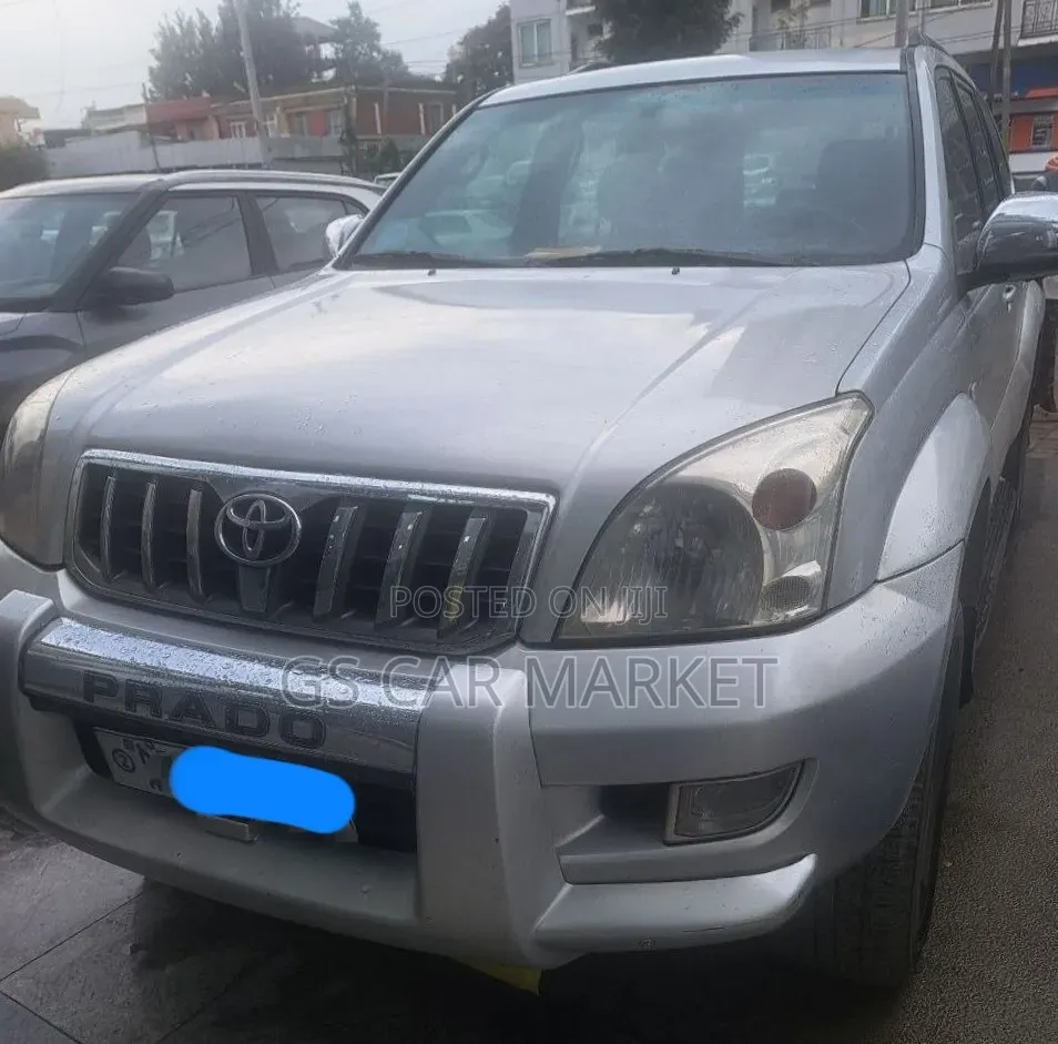 Toyota Land Cruiser Prado 2005 Silver
