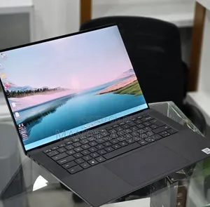 New Laptop Dell Precision 5550 16GB Intel Core i7 SSD 512GB