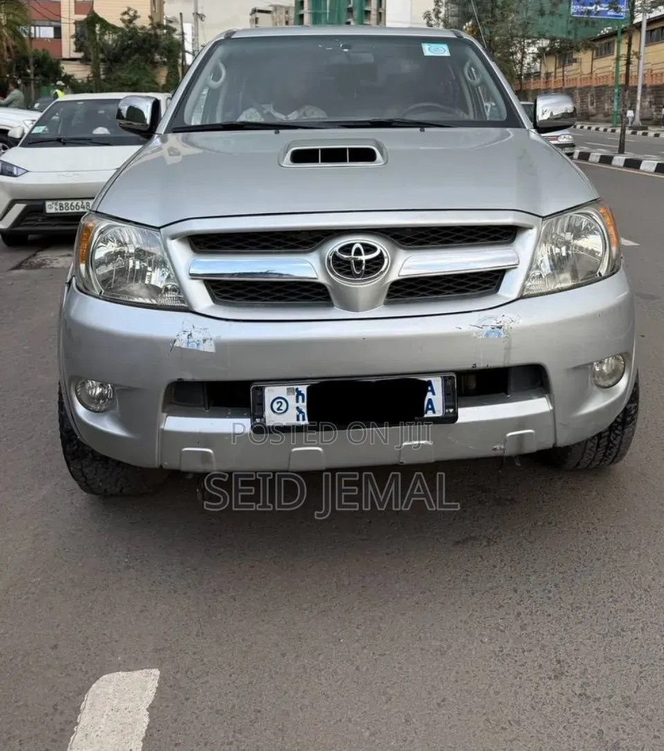 Toyota Hilux 2008 Silver