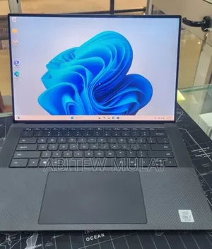 New Laptop Dell XPS 15 16GB Intel Core i7 SSD 512GB