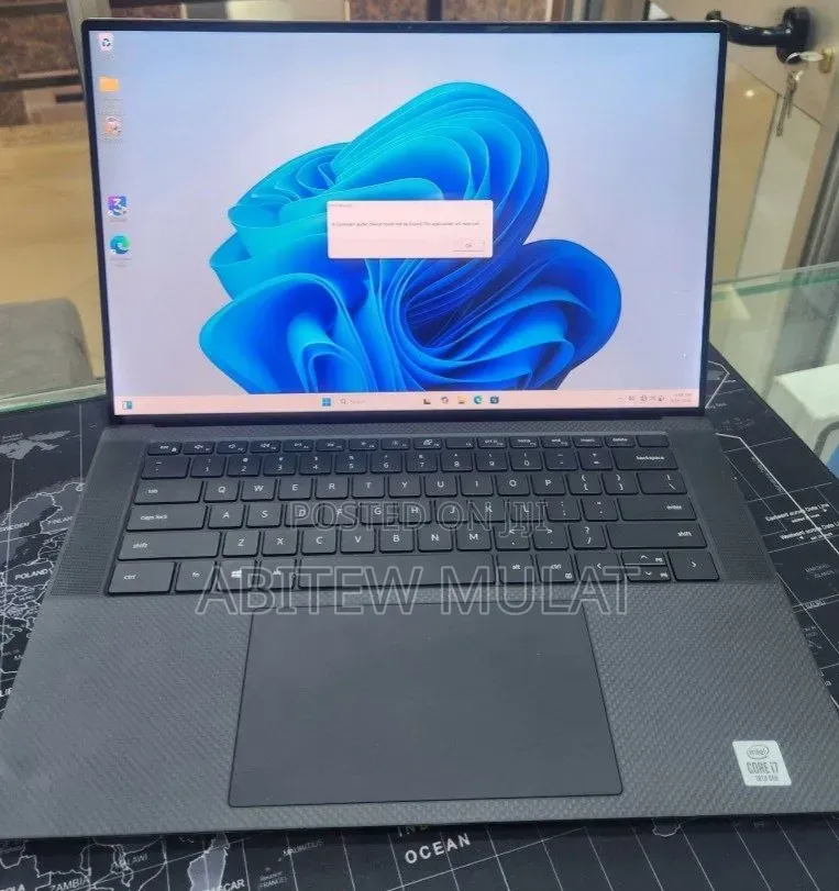 New Laptop Dell XPS 15 16GB Intel Core i7 SSD 512GB
