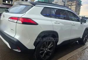 Toyota Corolla Cross 2024 White