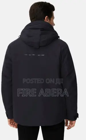 Men's Mid-Length Winter Parka Jacket With a Detachable Hood.