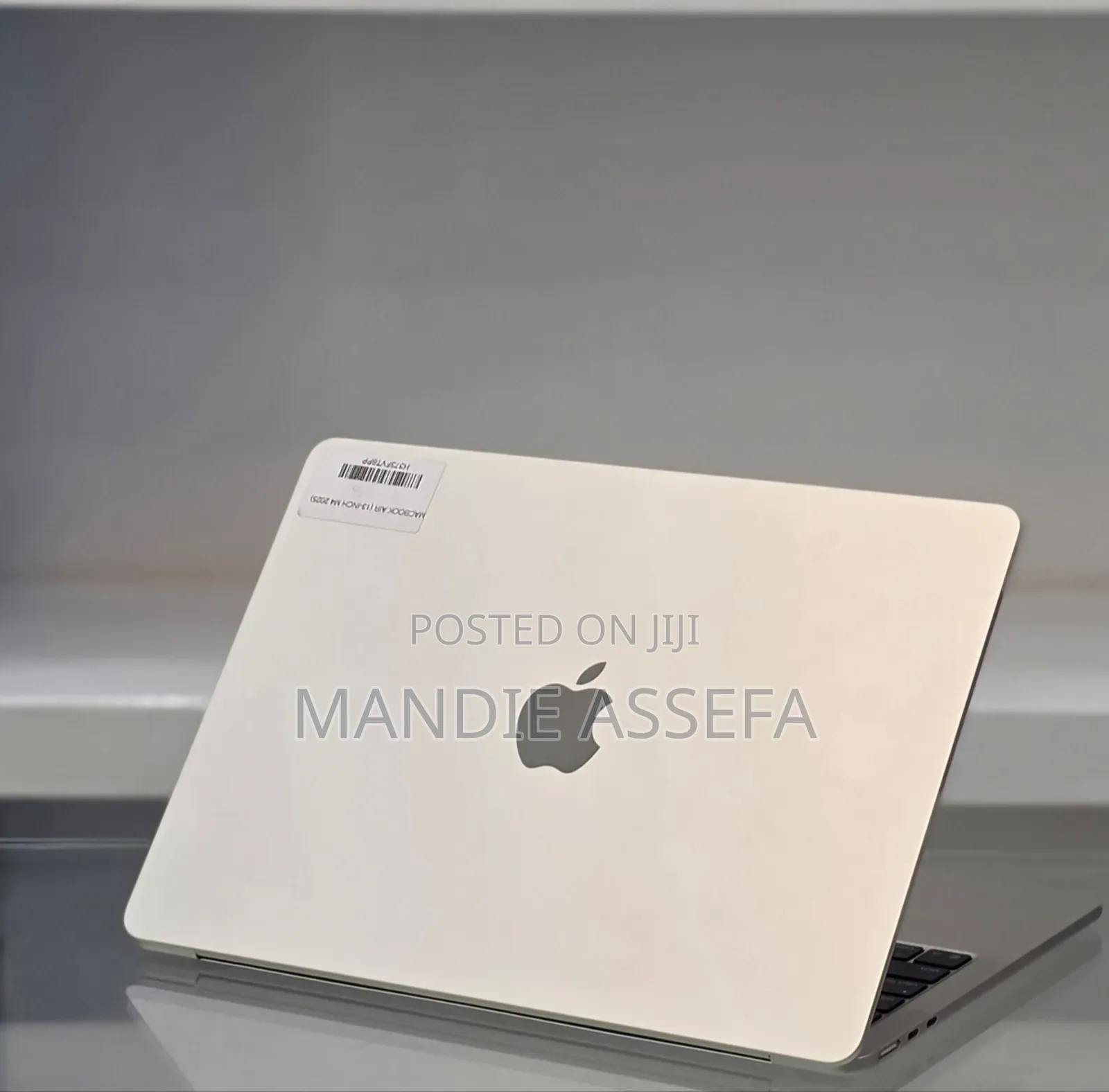 New Laptop Apple MacBook Air 2025 M4 16GB Apple M4 SSD 256GB