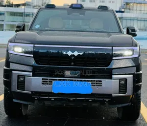 BYD Leopard 8 2.0 Hybrid AWD 2025 Black