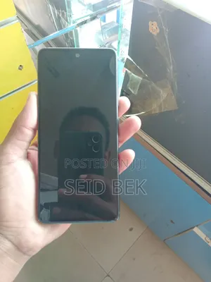 Infinix Hot 30 128 GB Gold