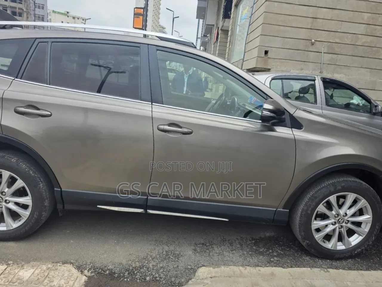 Toyota RAV4 2016 Brown